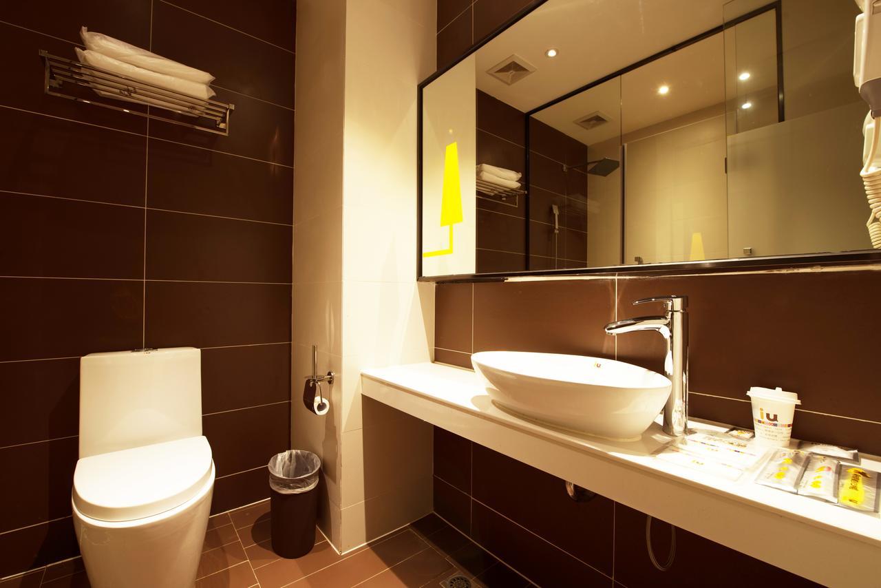 Iu Hotel Guiyang Shibei Road Kültér fotó